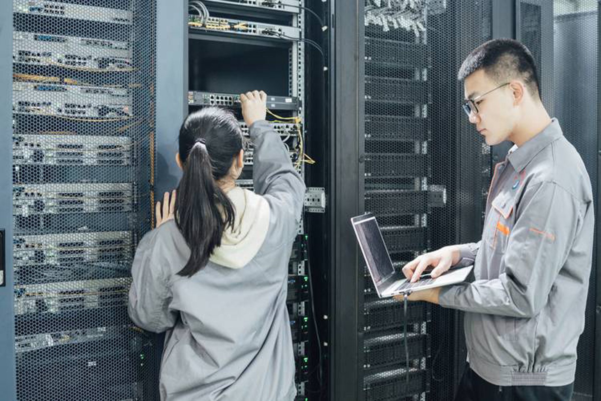 泱杰信息技术